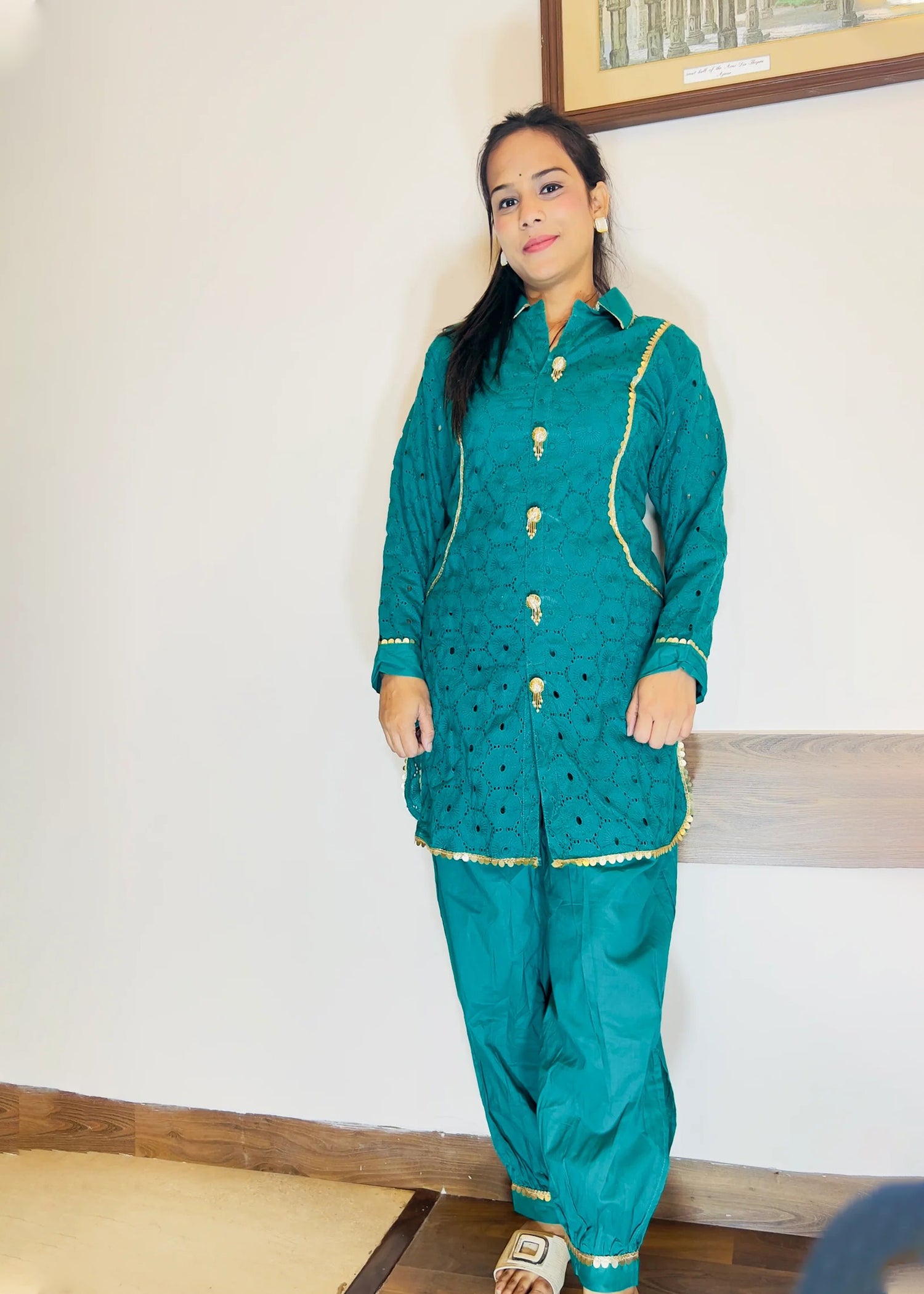 lookbook image shop_this_look_AVdw3f